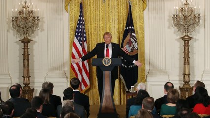 Trump's office under pressure amid Russia investigation