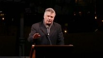 Alec Baldwin and Robert De Niro join rally in New York on the eve of Trump's inauguration