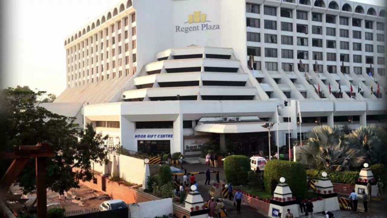 Pakistan: 11 killed as massive fire breaks out at luxury hotel in Karachi