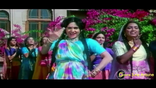 Cham Cham Barsa Pani - Sadhana Sargam, Kavita Krishnamurthy - Kshatriya Songs - Meenakshi Seshadri