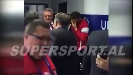 Armando Sadiku shperthen ne lot ne fund te ndeshjes Shqipri-Romani vendimtar me golin e tij