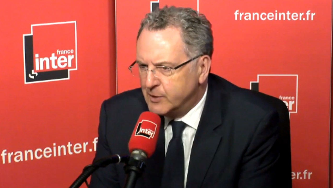 Richard Ferrand fustige Jean-Luc Mélenchon : «Sa conscience, c'est quoi?»
