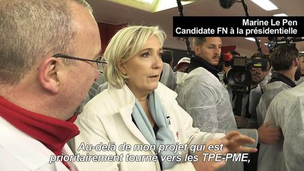 Marine Le Pen fustige "l'ouverture totale" que voudrait Macron
