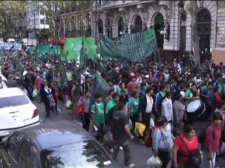 উৎপাদন খরচ বৃদ্ধির ব্যতিক্রমী প্রতিবাদ আর্জেন্টিনার কৃষকদের