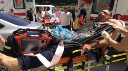 İş Yerine 20 Kişiyle Silahlı Saldırı: 1'İ Ağır 6 Yaralı