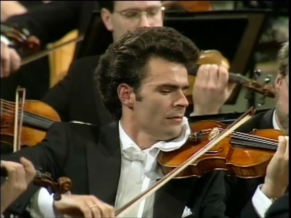 Mahler: Symphony No.1 "Titan" / Haitink Berliner Philharmoniker (1994 Movie Live) part 1/2