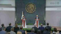 Trump quiere fijar impuesto de 20 % a importaciones mexicanas para pagar muro
