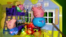 Мультфильм из игрушек Свинка Пеппа Peppa Pig Папа Свин упал с лестницы Новые серии Свинка Пеппа