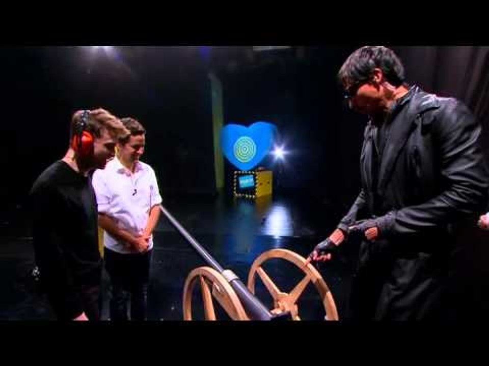 Mira la sorpresa que el Hombre de Negro tenía para Daniel Radcliffe