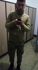 bu Asker ne yapıyo:)