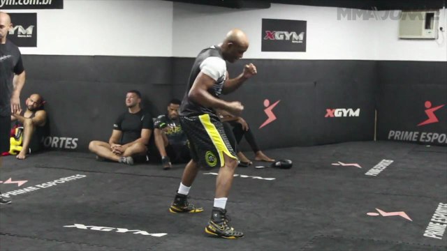 Anderson Silva wants fights with McGregor and Bisping – but won't fight the Brit in England