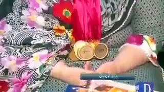 Gold Medal Winner Pakistani Girl