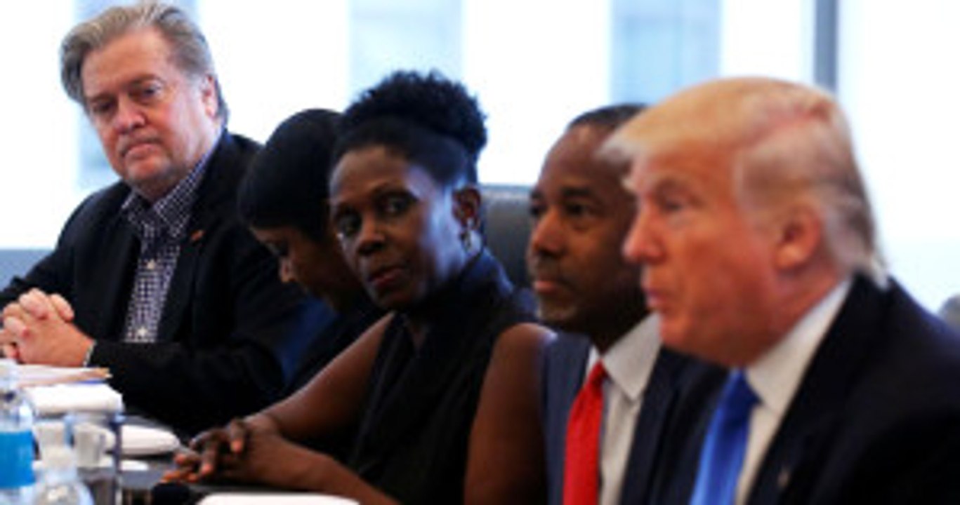 Trump'ın Baş Stratejisti, ABD Medyasını Eleştirdi: Medya Ağzını Kapatsın