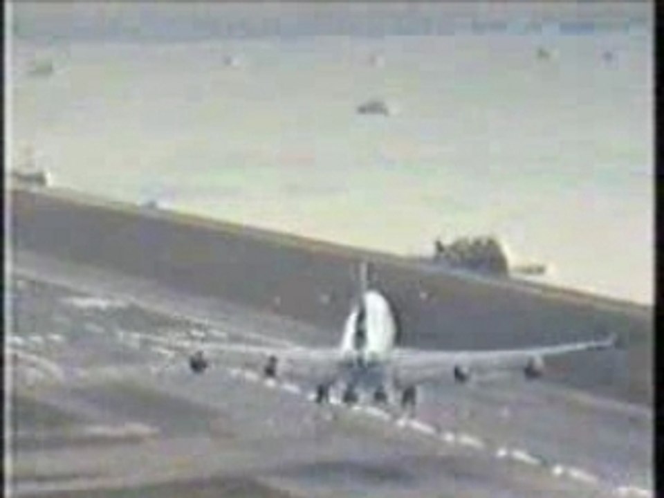 Boeing 747 Extreme Landing