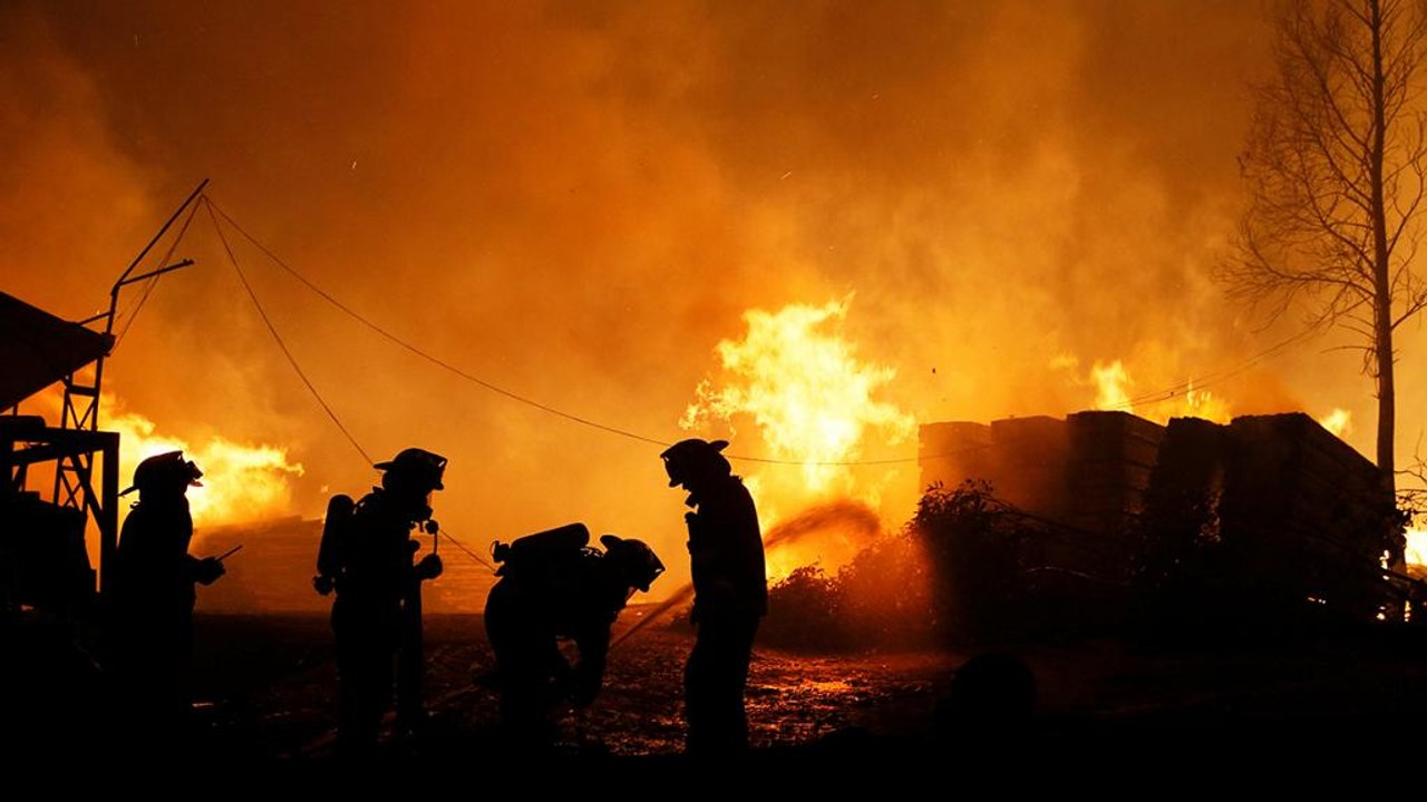 Bei Waldbränden in Chile wird Brandstiftung vermutet