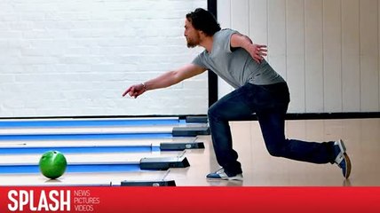 Matthew McConaughey fait une partie de bowling à Burbank