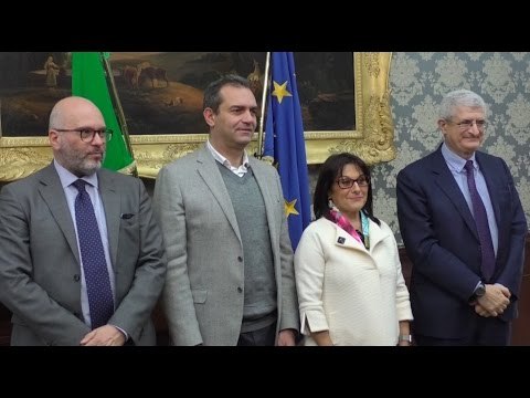 Napoli - Piazza Plebiscito rinasce: botteghe ed eventi culturali (26.01.17)