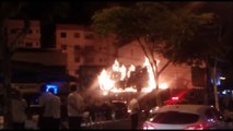 Outdoor pega fogo na Rua da Lama, em Vitória