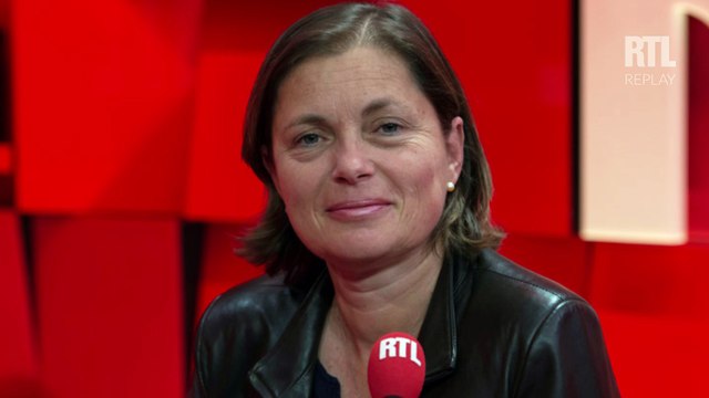 Île de Ré : des sapins de Noël pour protéger les dunes