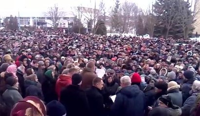 Ukrayna halkı hükümetin sağlık hizmetini protesto etti