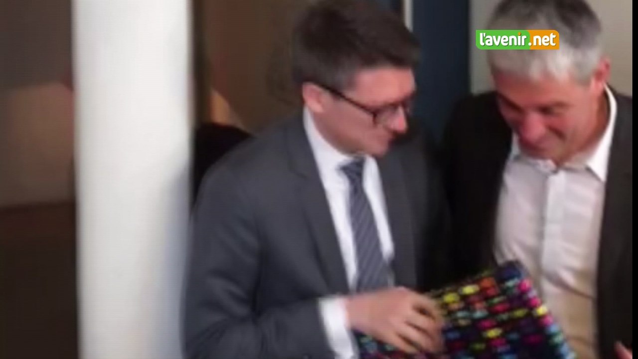 La passation de pouvoir entre Paul Furlan et et Pierre-Yves Dermagne