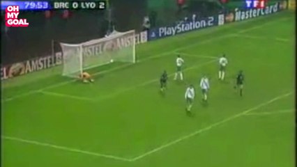 Le coup franc hallucinant de Juninho face au Werder Brême