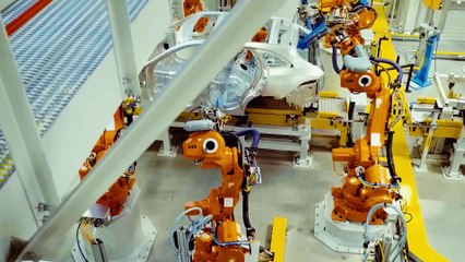 JAGUAR LAND ROVER IS BRITAIN’S BIGGEST CAR MANUFACTURER FOR A SECOND YEAR