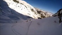 Il fait une chute de 20 mètres de haut en faisant du ski hors-piste