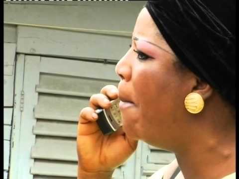 Les aventures de monica - Vol de moto