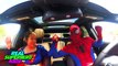 SPIDERMAN AND PINK SPIDERGIRL w/ BABY SPIDEY and SUPERGIRL Superheroes Dancing in a Car Fun!