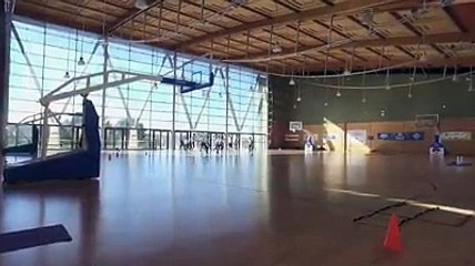 Le super reportage de N. De Virieu sur le camp Kadour Ziani