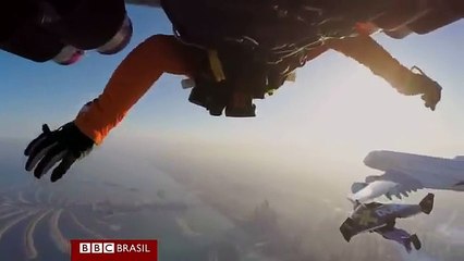 ‘Homens-pássaro’ fazem audacioso 'balé aéreo' com Airbus