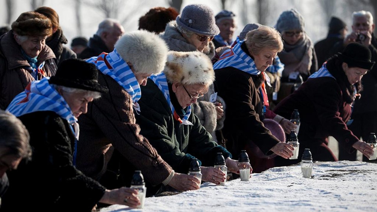 Bewegende Zeremonien am Internationalen Holocaust-Gedenktag