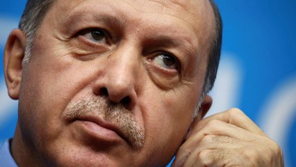 أزمة العسكريين الأتراك الفاريين إلى اليونان تهدد اتفاق اللجوء