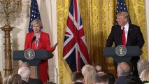 Theresa May invites Trump to the UK to visit the Queen