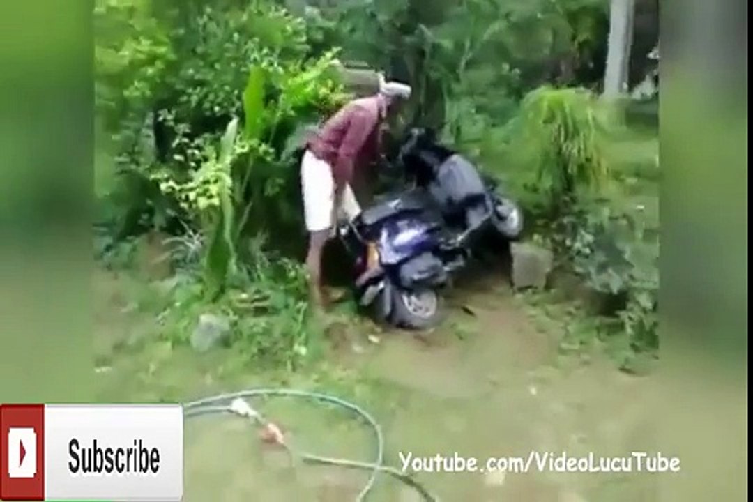 Video Lucu Banget Sepeda dan Motor, Bikin Ketawa Kamu Gak Bisa Berhenti [EDISI PALING LUCU]