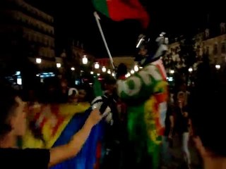 Dijon : scènes de liesse portugaises place...