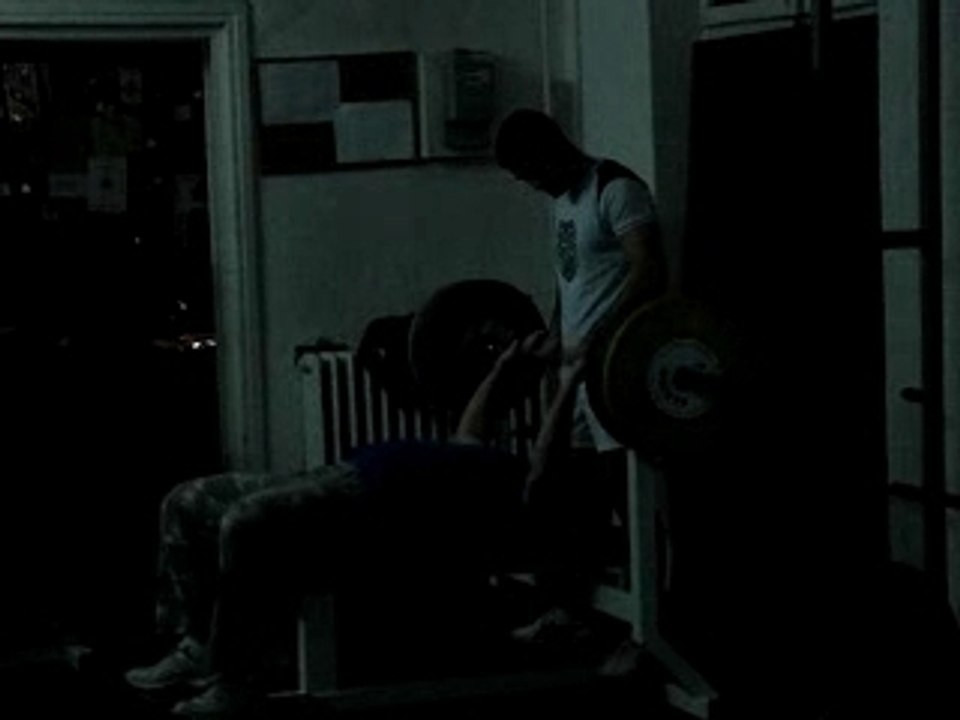 Cristi barbu 150 kg impins Cupa Timisoara Powerlifting 2006