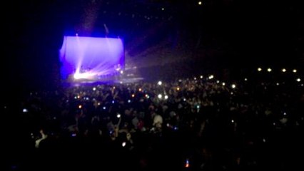 Revivez le final du concert de Christine and the Queens a...