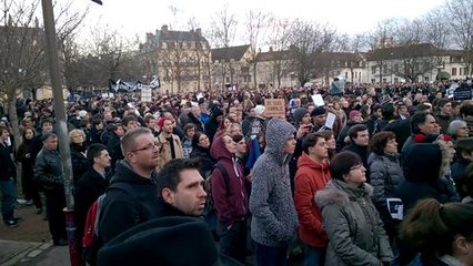 Rassemblement a Dijon : La Marseillaise place...
