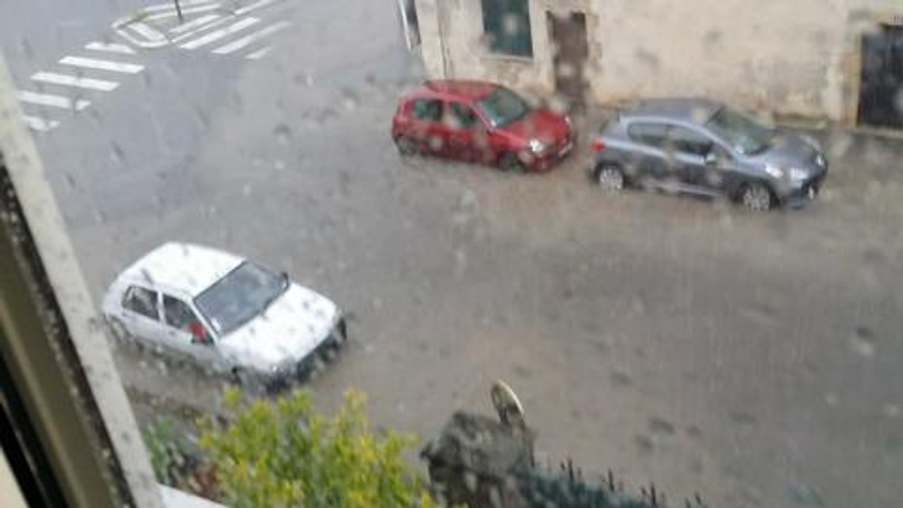 Une averse de grele s'abat sur Dijon...
