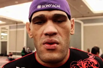 UFC demite cinco lutadores brasileiros