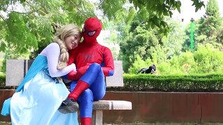 Spiderman Vs Flozen Elsa in Realife ! Hulk Fight Black Spiderman ! Funny Superhero in Realife !