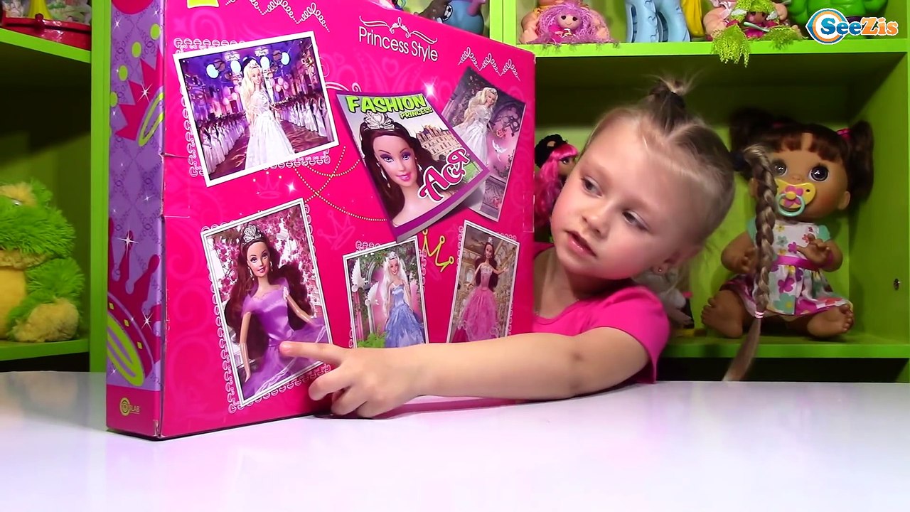 Кукла Ася. Распаковка и обзор куклы с аксессуарами от Ярославы. Игрушки для детей. Tiki Taki Cook