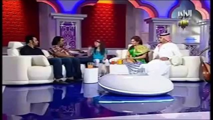 Arab Girl Sings Bollywood Song