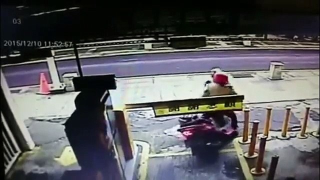 Fail Compilation 24. People can be very stupid. Cheerful moments with the failures of people