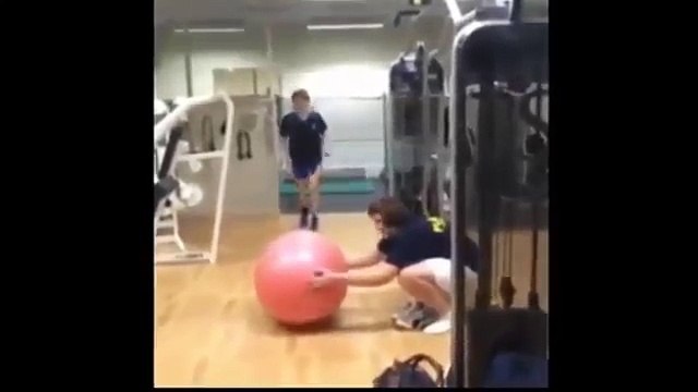 Смешные приколы над людьми Шутки над людьми Приколы над людьми