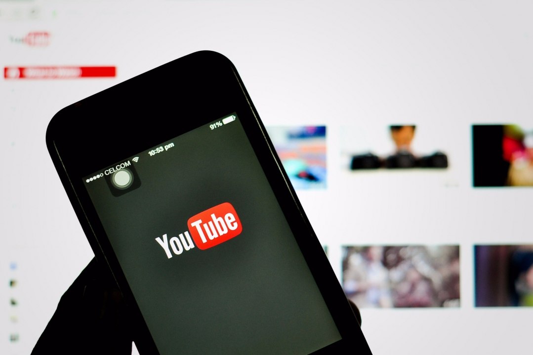 10 Creative Ways To Make Money On YouTube