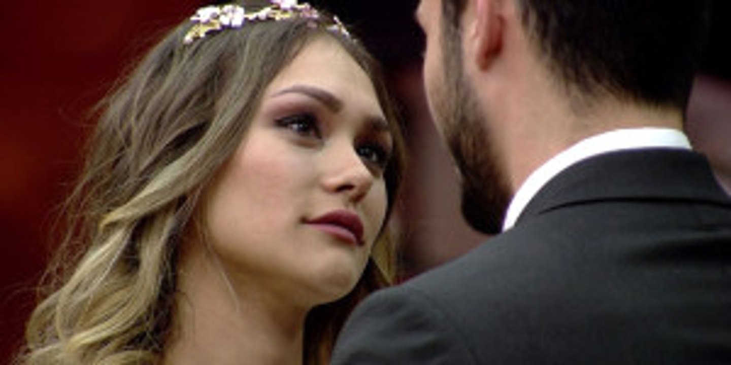 Kısmetse Olur'da Sözlenen Emre-Hazal Çifti Ayrıldı