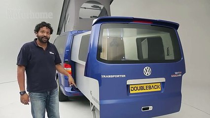 Cet homme presse sur le bouton de son van, et ce qui se passe ensuite est vraiment génial !